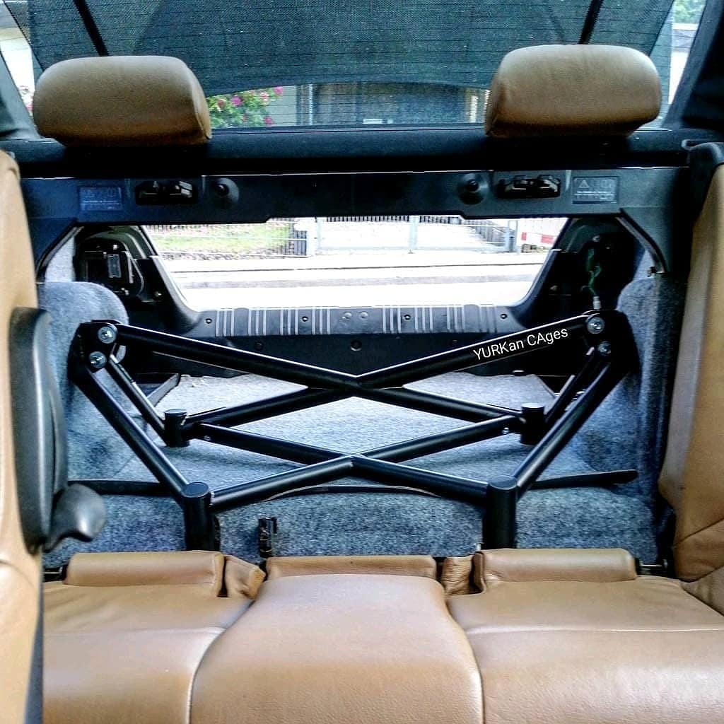 Yurkan cages web shop